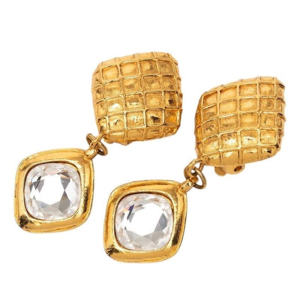 Chanel Matelasse Vintage Swing Gold Plated Rhinestone Earrings